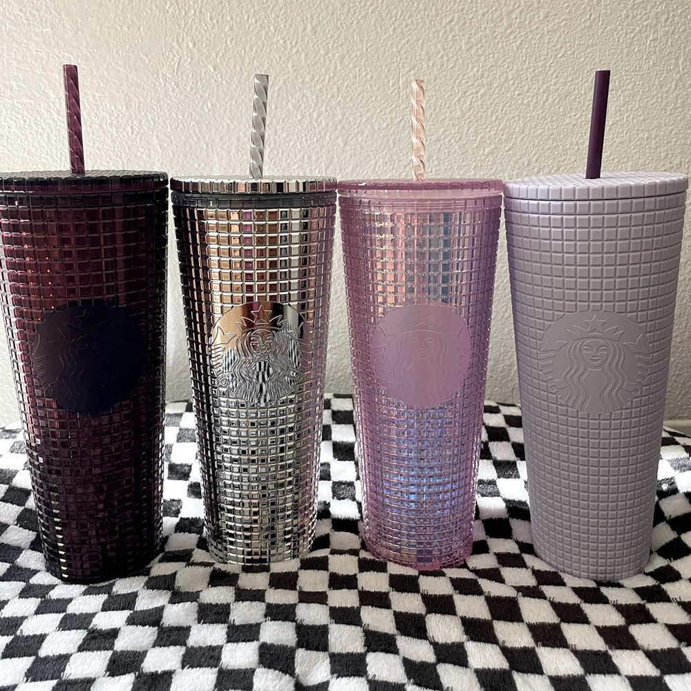 Set of 4 Starbucks tumblers never used
